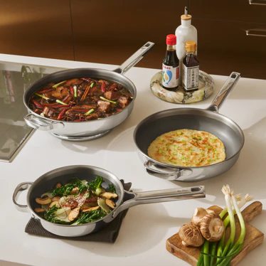 Titanium Pro Always Pan&reg; Trio